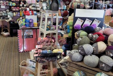 Sit-n-Yarn Shop
