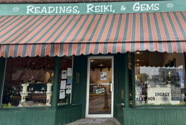 Readings, Reiki, & Gems