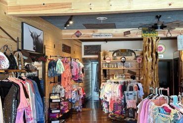 Jen’s Western Beauty Boutique